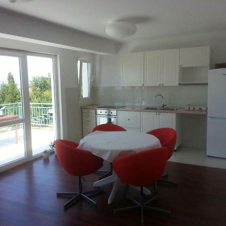 Ante Apartmani Crikvenica Luaran gambar