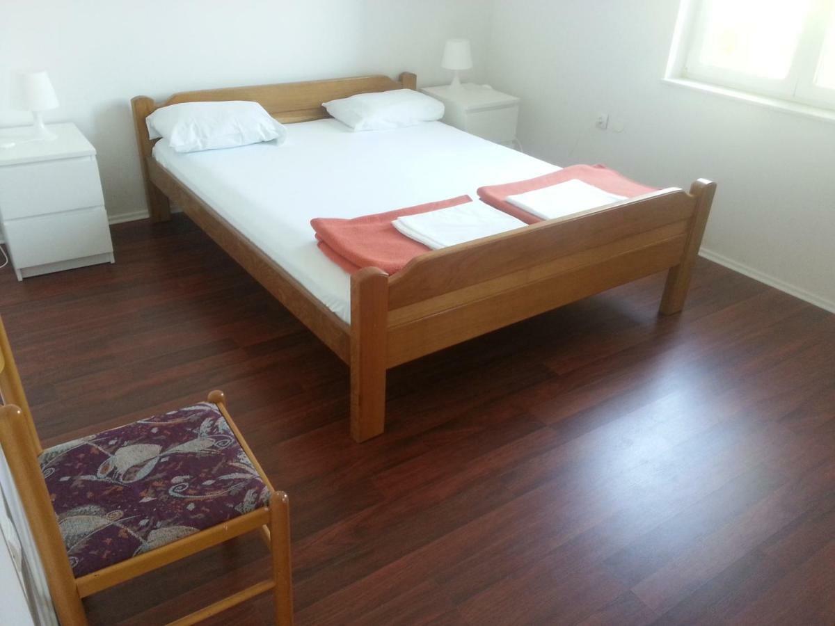 Ante Apartmani Crikvenica Luaran gambar